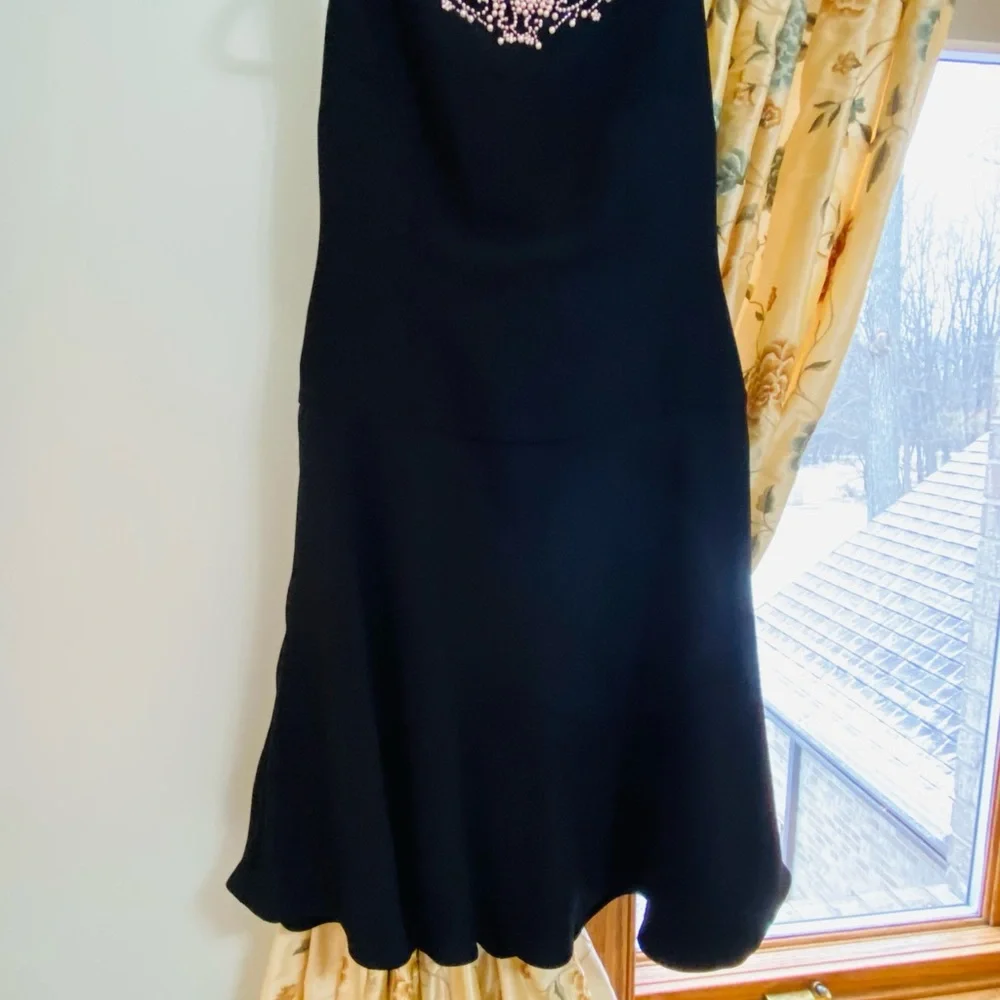 Designer dresses - Picture 4 of 16